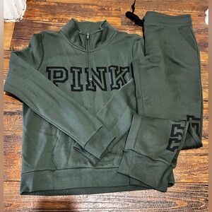 SOLD 🚫🚫 PINK Victoria's Secret Green Tracksuit